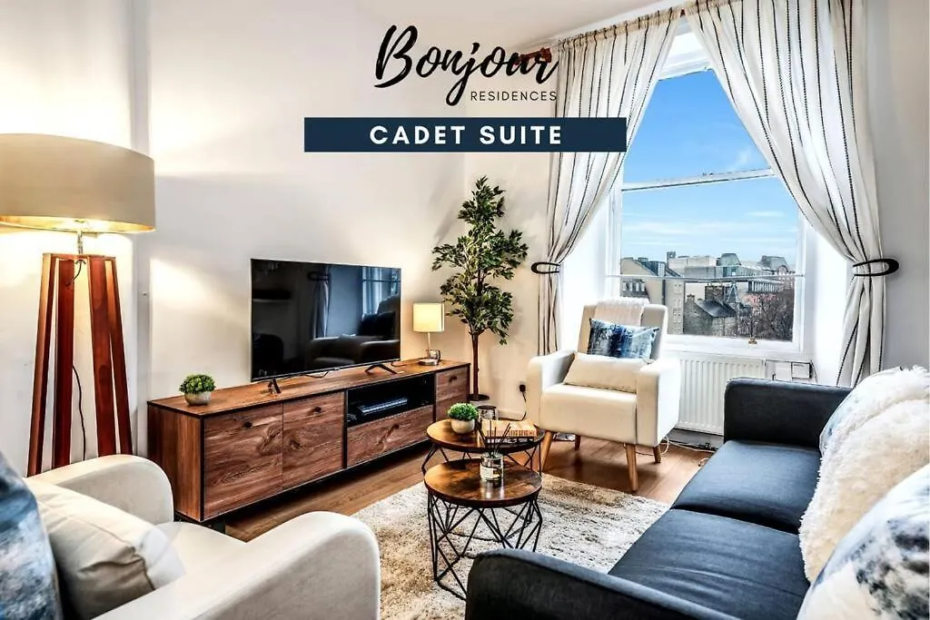 Cadet Suite - 2Br-1Ba - Newly Decorated! By Bonjour Residences Edinburgh