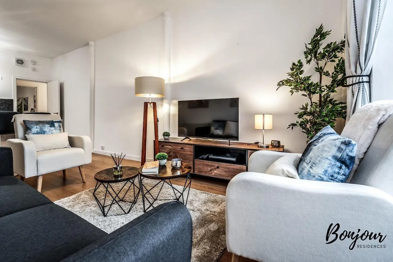 Cadet Suite - 2Br-1Ba - Newly Decorated! By Bonjour Residences Edinburgh 0*,