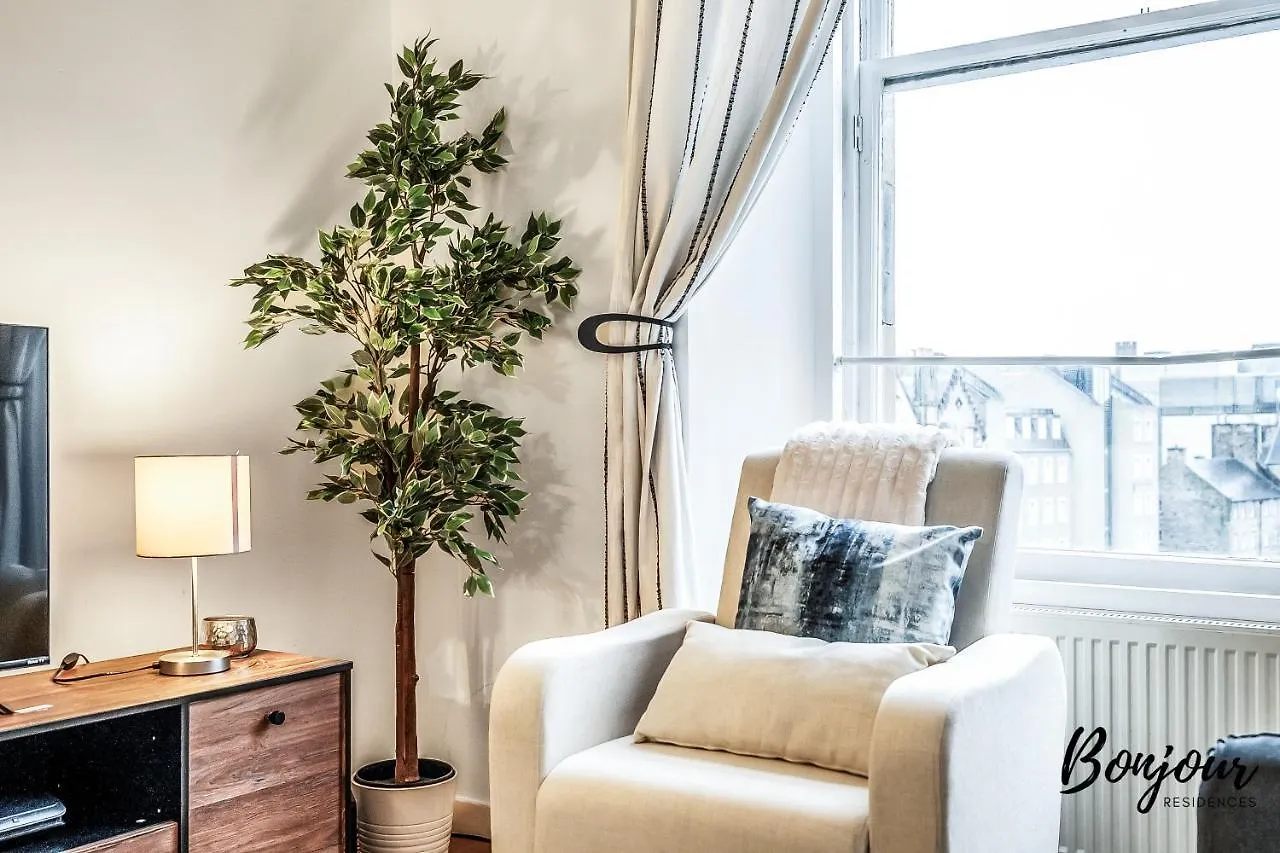 Apartment Cadet Suite - 2Br-1Ba - Newly Decorated! By Bonjour Residences Edinburgh United Kingdom